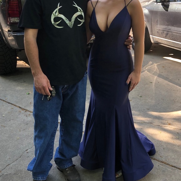 Sheri Hill Dress - Picture 3 of 3